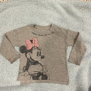 Like new Minnie sketch with specialty glitter now sweat shirt.
